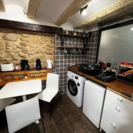 Paella Flat Old Town Apartment *